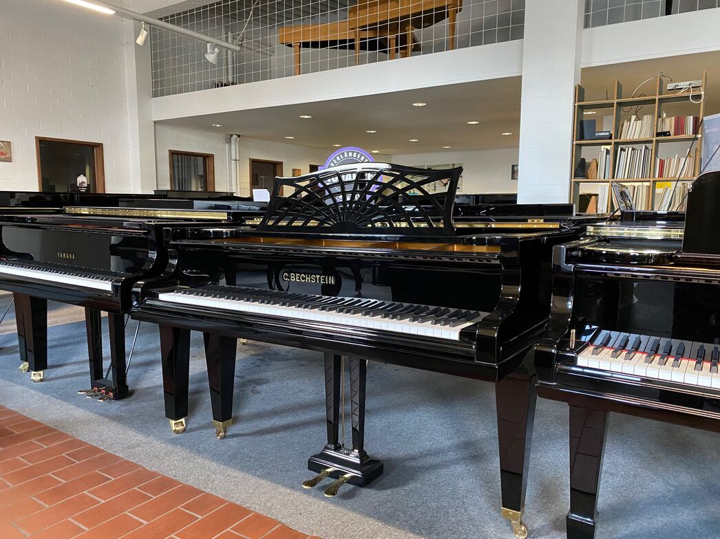 Bechstein B 210 von 1929 in Schwarz poliert